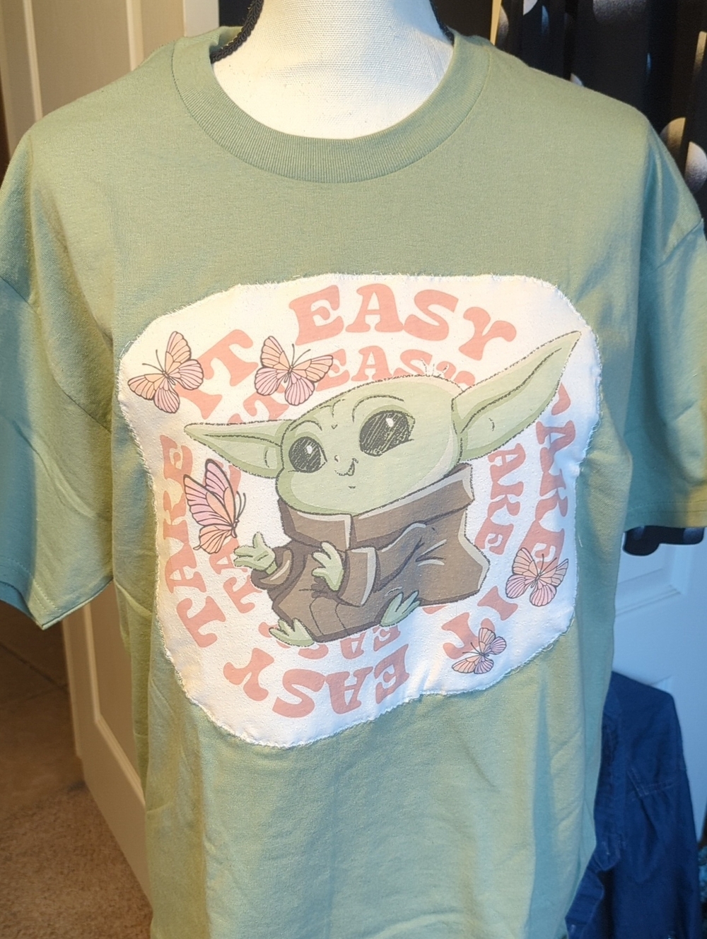 Green 'Take It Easy' Grogu Graphic Tee